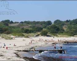 sandvig-strand-bornholm3.jpg